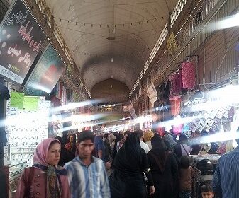 【イラン自転車旅】聖地マシュハド。宗教の力を巡るロード紀行