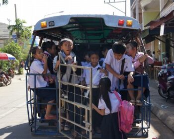 【ラオス旅】タイからメコン川を渡りラオス突入！のどかな国境越え
