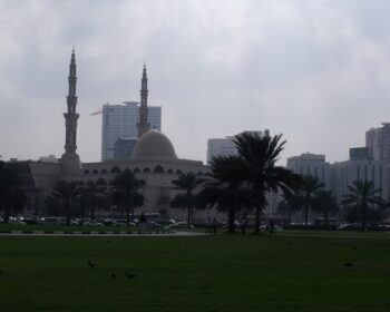 【UAE旅】近未来都市ドバイで巨大モールと世界一の超高層ビル観光