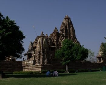 【インド旅】世界遺産カジュラーホのミトゥナ官能彫刻寺院群を巡る