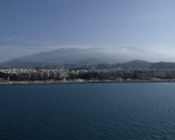 【ギリシャ旅】イタリアからフェリーでギリシャ入国！首都アテネを目指す