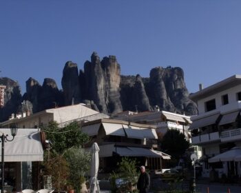 【ギリシャ旅】メテオラの麓カランバカからアテネ・トルコ国境へ旅立ち